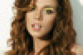 Седокова снялась обнаженной и спела на Первом