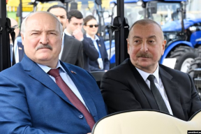 Карбалевіч: «Вонкавая палітыка Беларусі набывае ўсё больш дзівосныя формы»