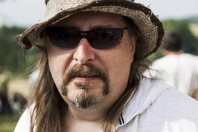 Лидера группы «Палац» Олега Хоменко осудили на три года колонии за «экстремизм»