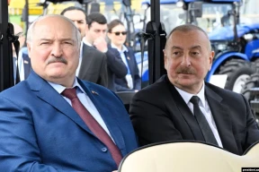 Карбалевіч: «Вонкавая палітыка Беларусі набывае ўсё больш дзівосныя формы»